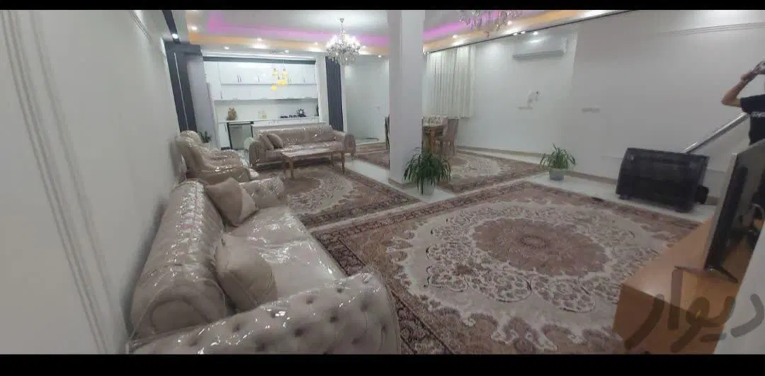 خانه ویلایی مرکز شهر  شریعتی  ۱۸ متری