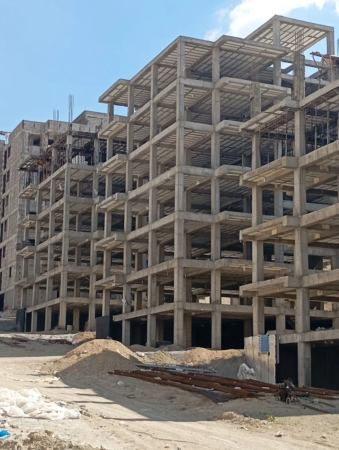 فروش واحد دوخوابه ۱۰۰ متری فول امکانات در گیلاوند