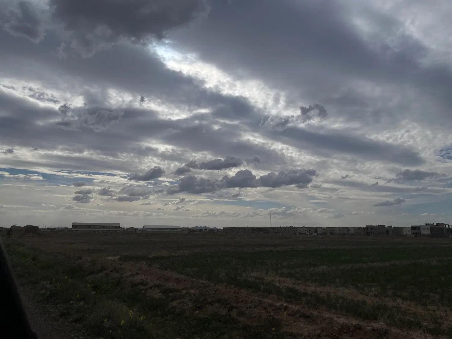 زمین مسکن ملی