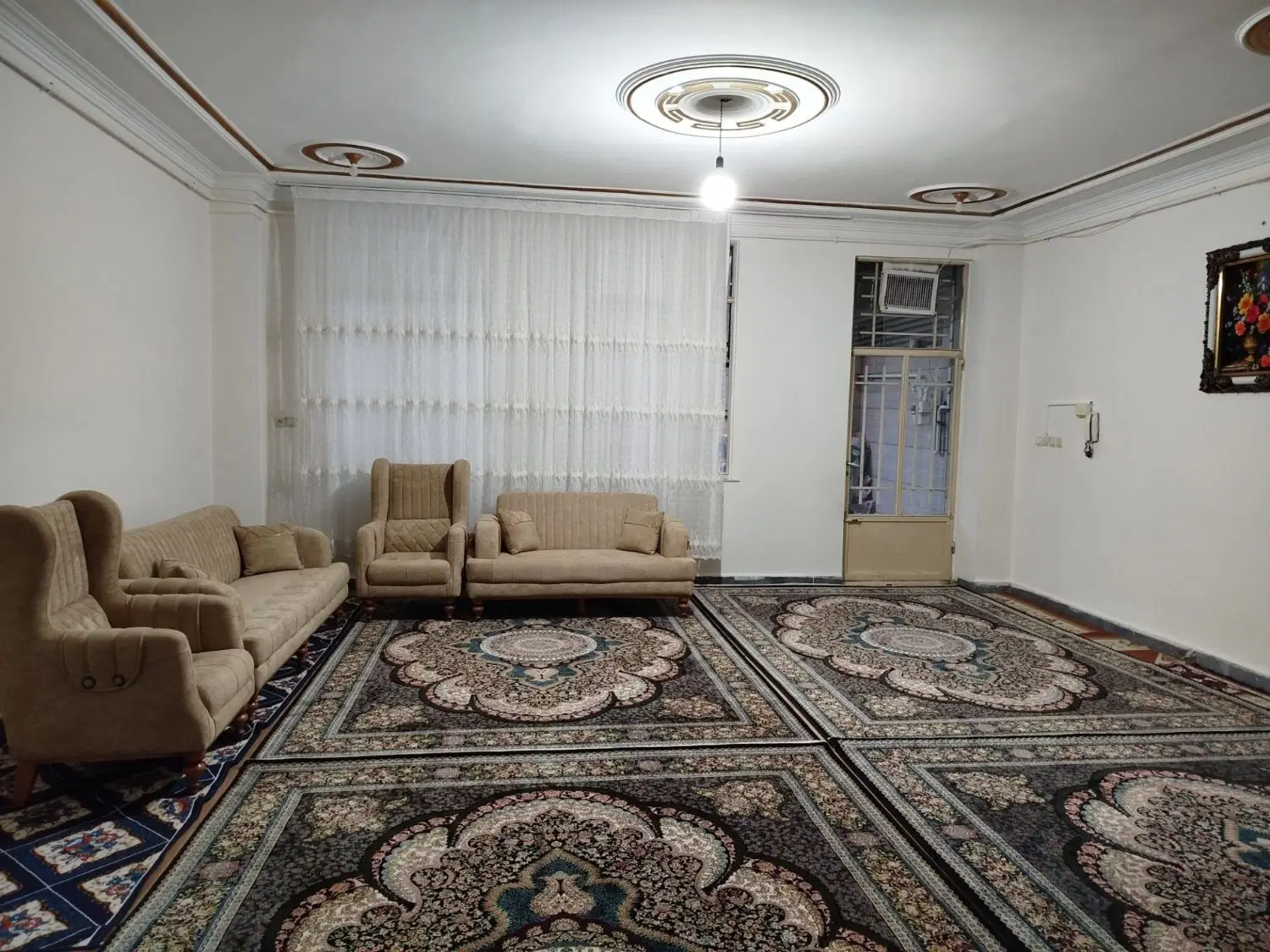 منزل ویلایی دو طبقه شمالی مستقل شهرک شهرداری ۱۵۳