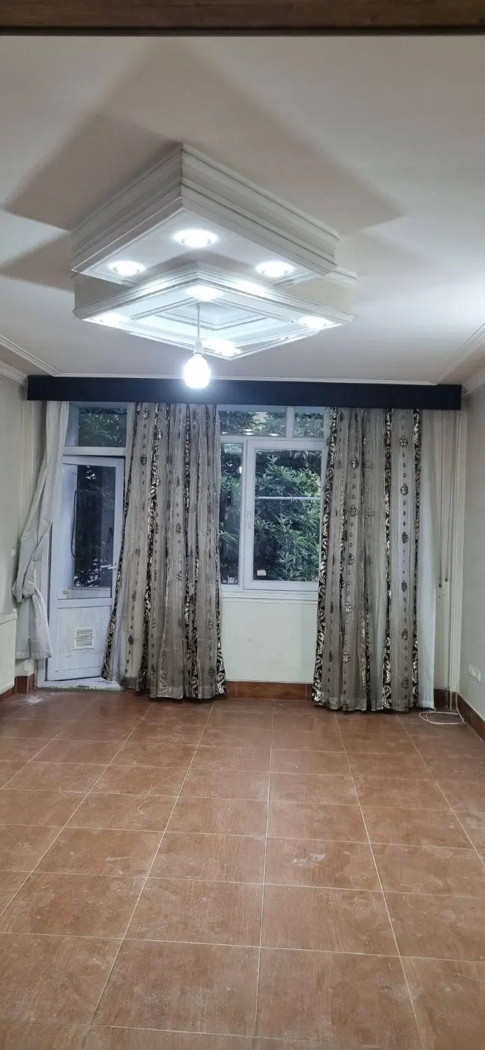 رهن و اجاره آپارتمان دو خوابه در مرکز شهر