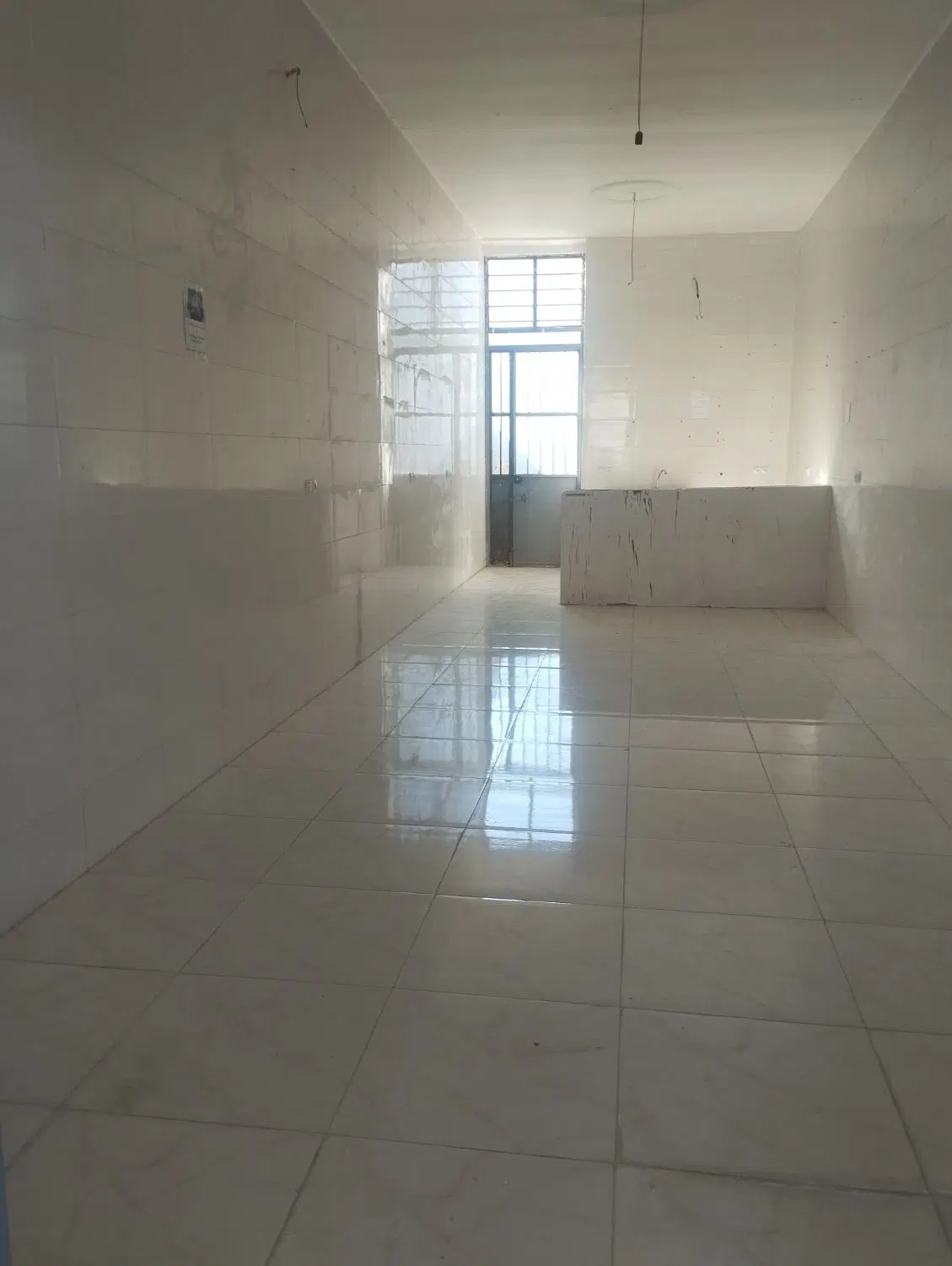 مغازه 70متری
