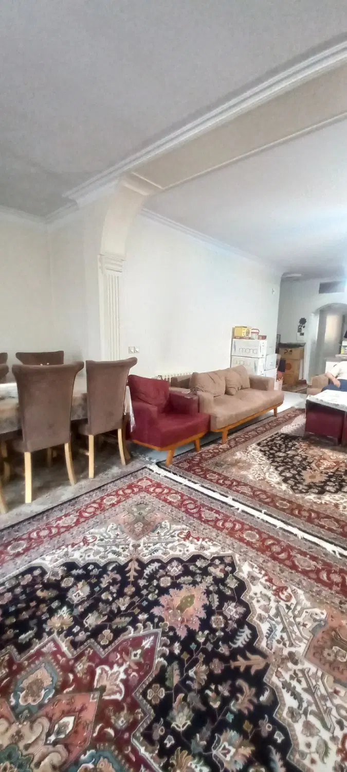 ۱۱۰متر.۲خواب.سالن پرده خور_صادقیه