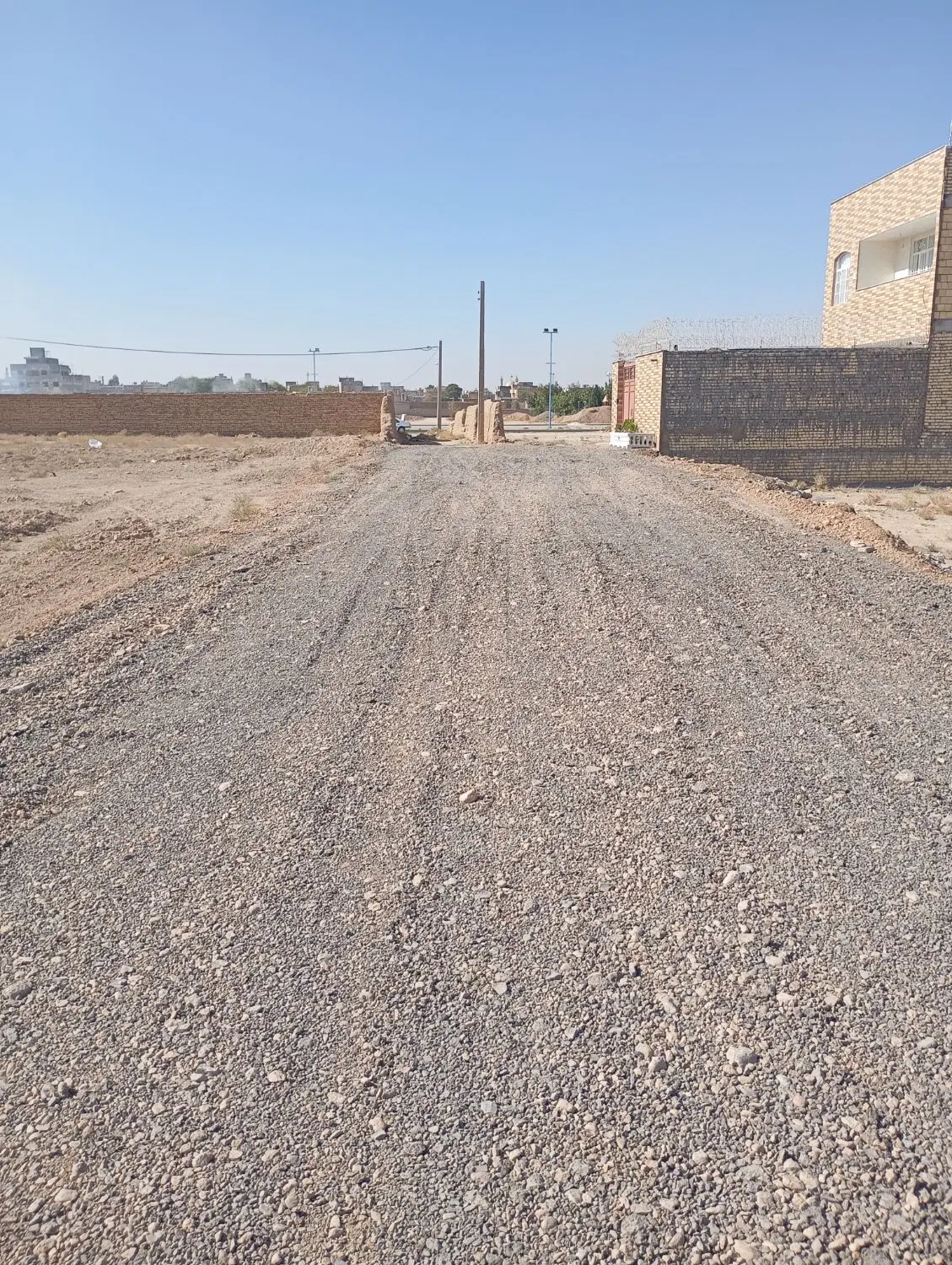 زمین مسکونی