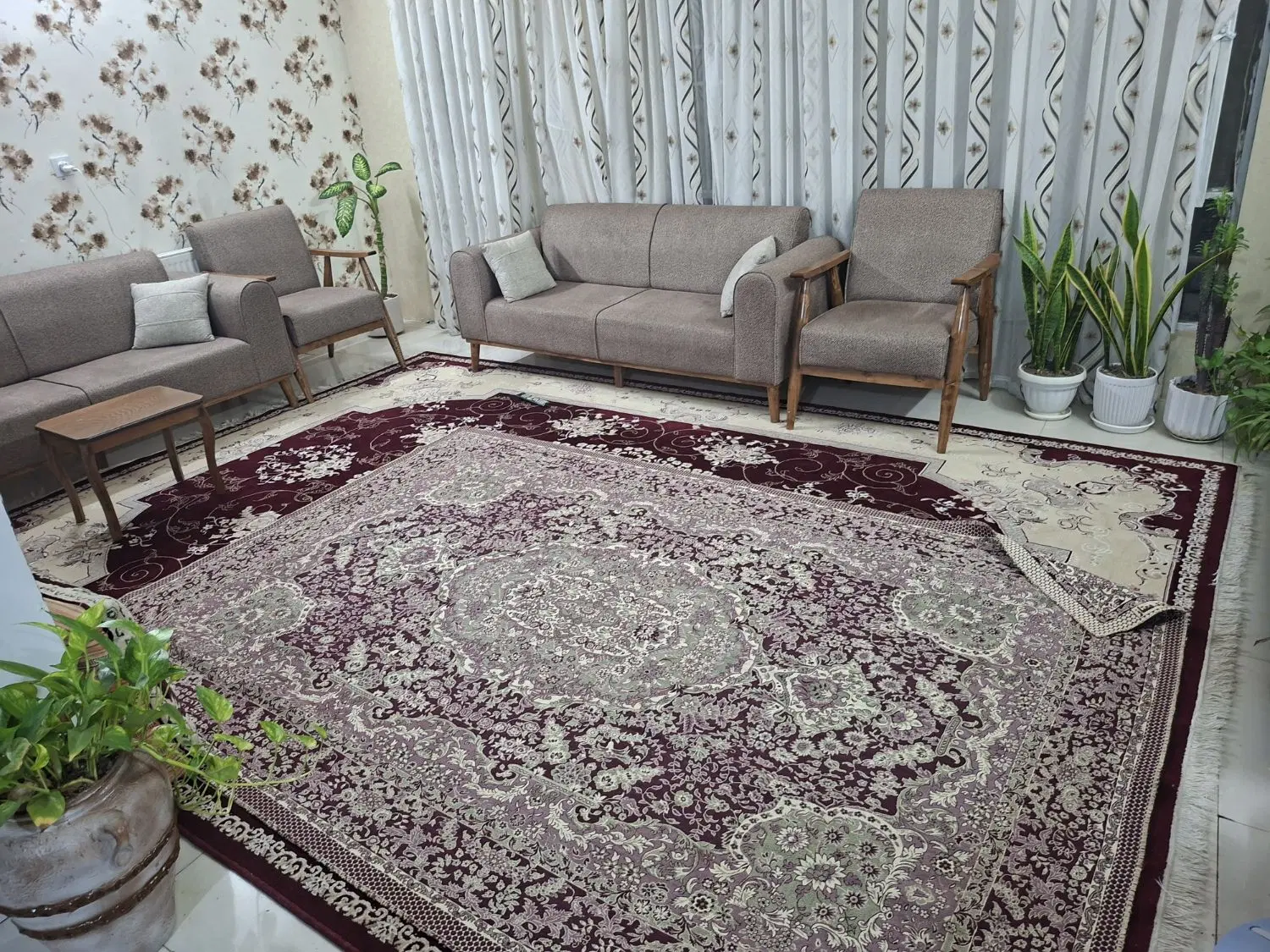 اپارتمان طبقه همکف 80 متری تک واحدی