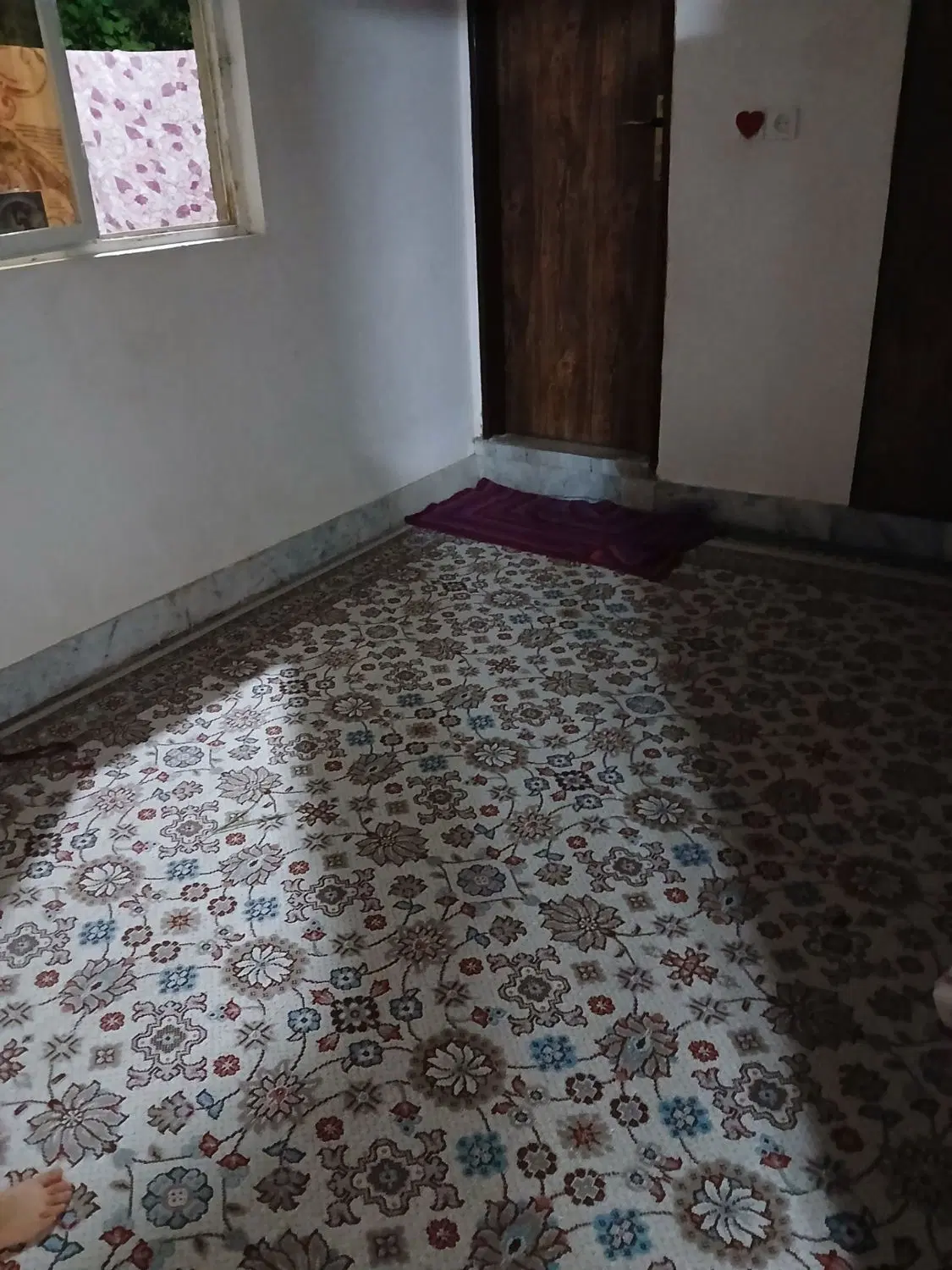 باغچه ۵۰۰ متری طبقه اول ۸۰ متر زیربنا ۵۰۰ تومن