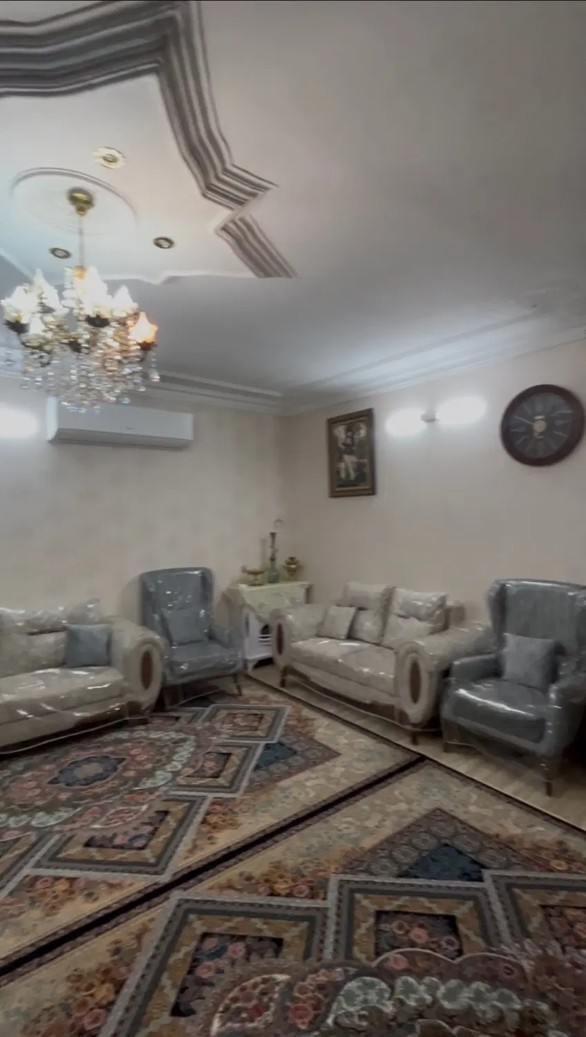 آپارتمان مرکز شهر برای اجاره بسیار خوش نقشه