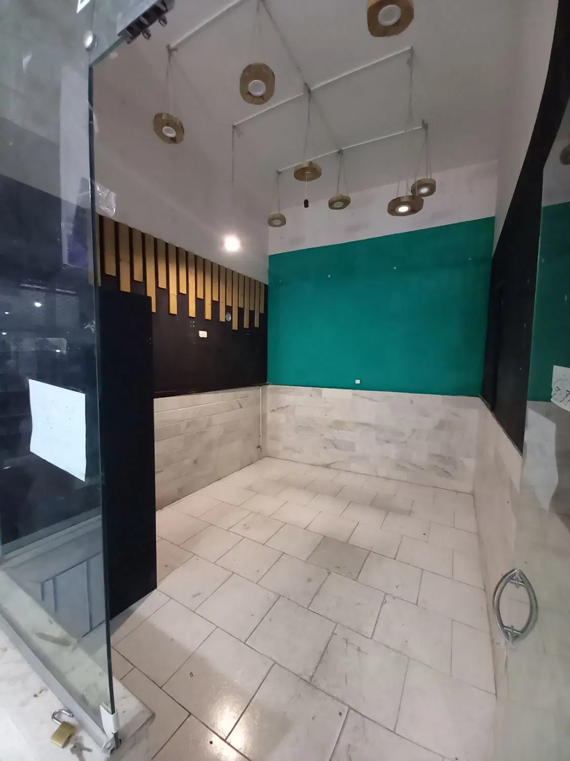 اجاره مغازه مهدیشهر