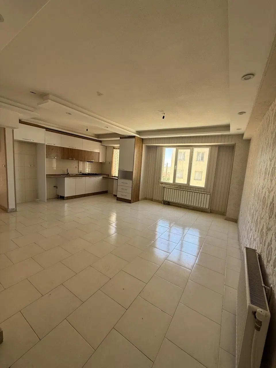 فروش آپارتمان فول لاکچری فاز۴ تاپ لوکیشن