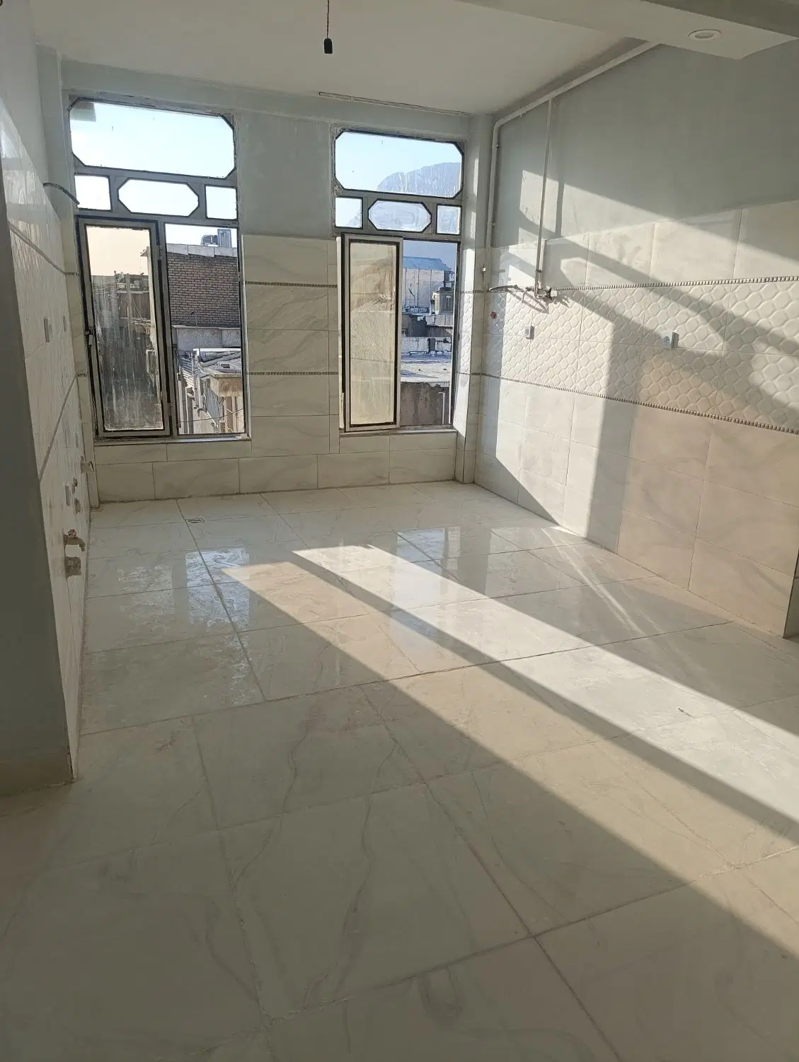 خانه دو طبقه