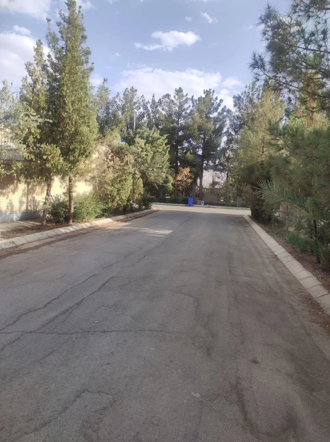 واحد ویلایی ورودی بهارستان