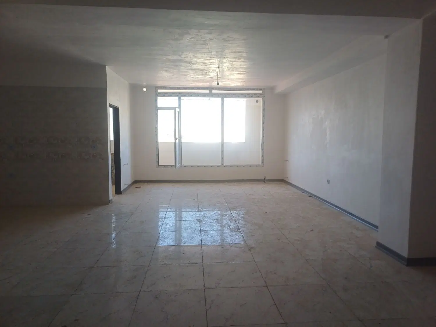 اجاره 135 متری زنبق 3
