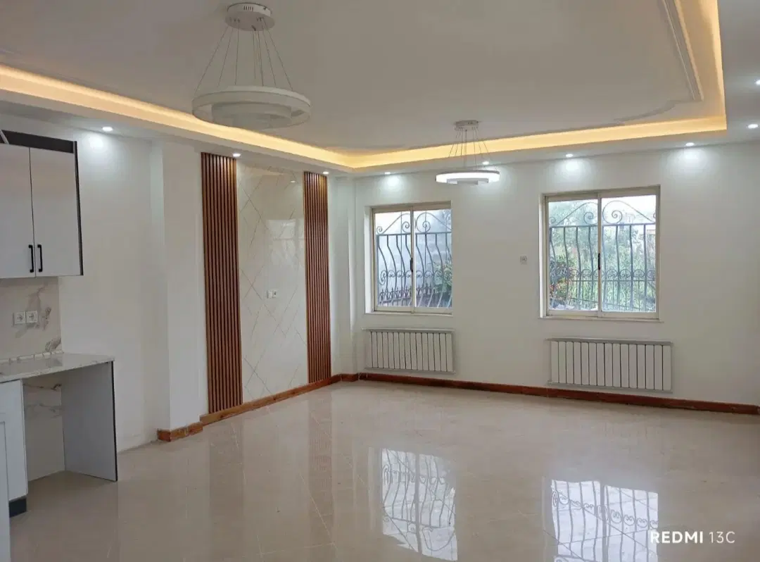 واحد شیک در خیابان اصلی