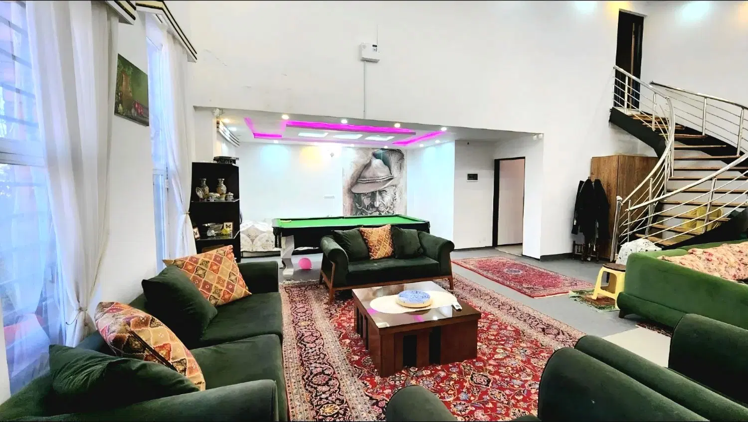 ویلاباغ استخردار مدارک کامل_۳خواب