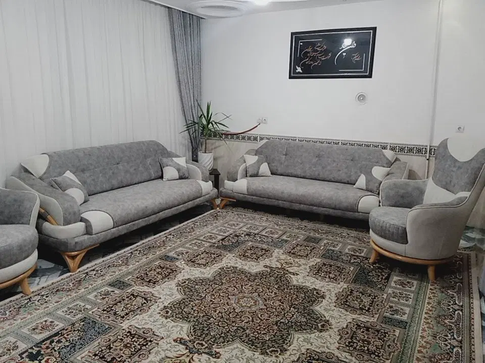 خانه ویلایی دو طبقه هر طبقه 70متری