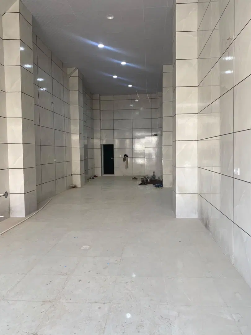 مغازه ۱۰۰متری نوساز فردیس با ارتفاع ۶متر