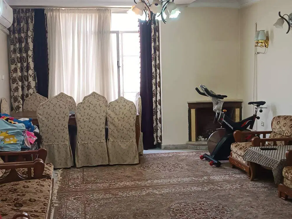 80 متری دهقانویلای اول