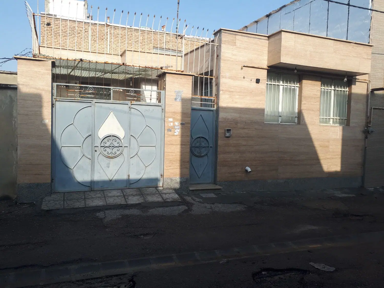 خانه ۱۰۰ متری اریاشهر(سجادیه)
