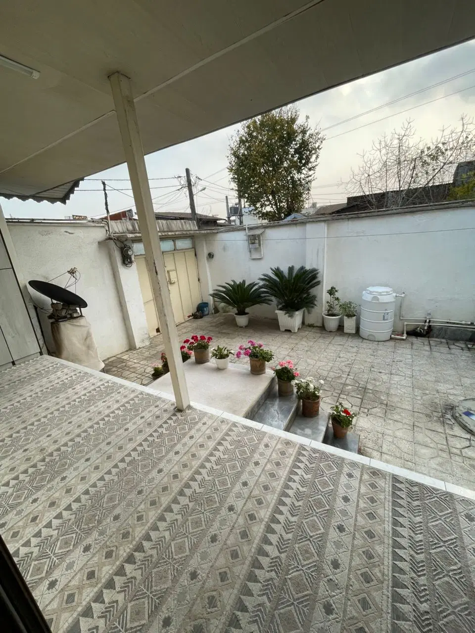 ویلایی ۱۵۰متری چسبیده به اتوبان سنددار