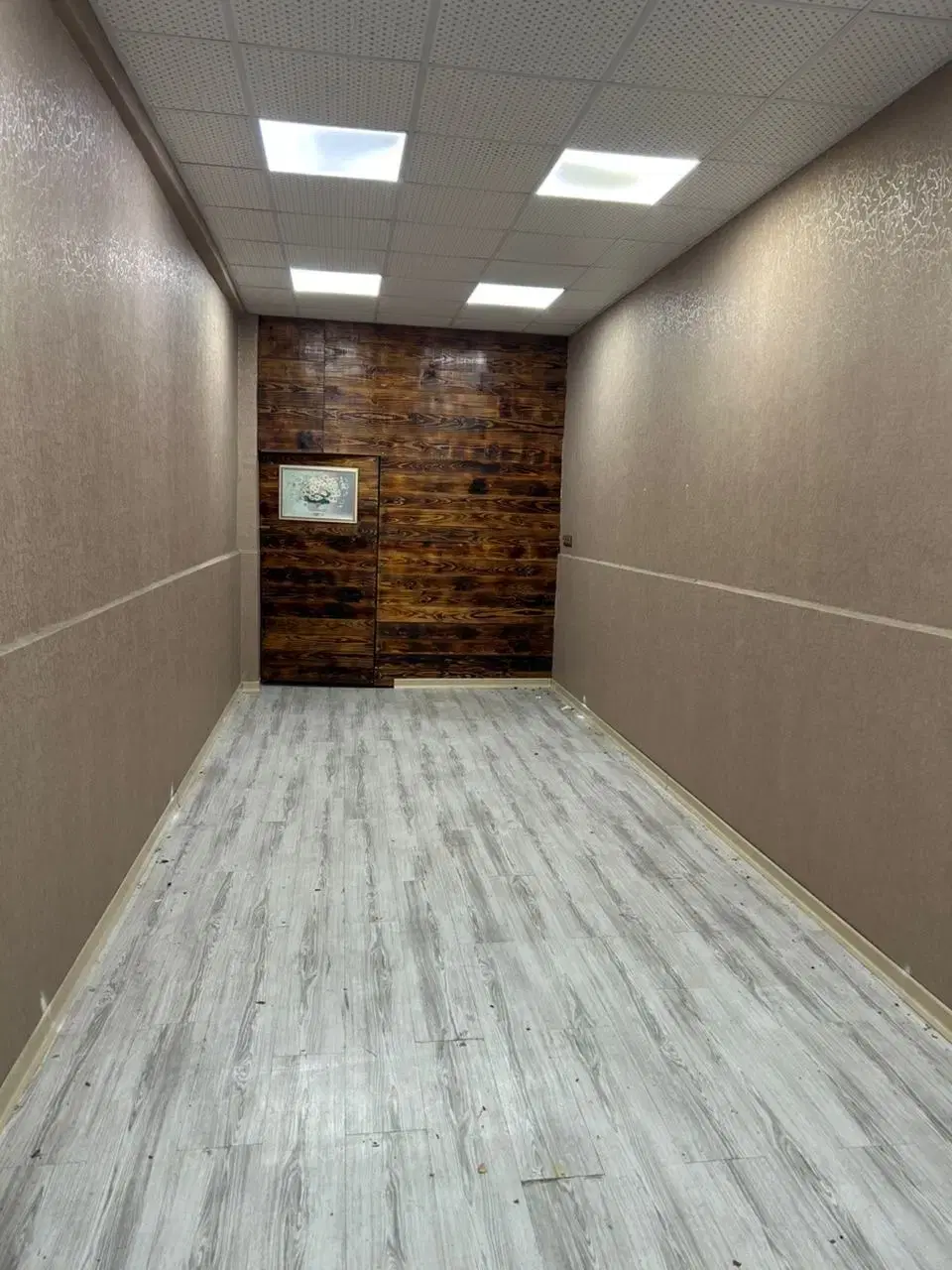 مغازه لب جاده