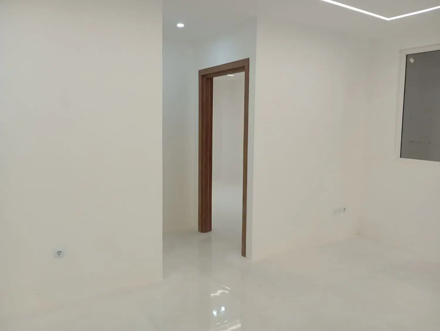 فروش آپارتمان103متری 3خواب باغ زهرا
