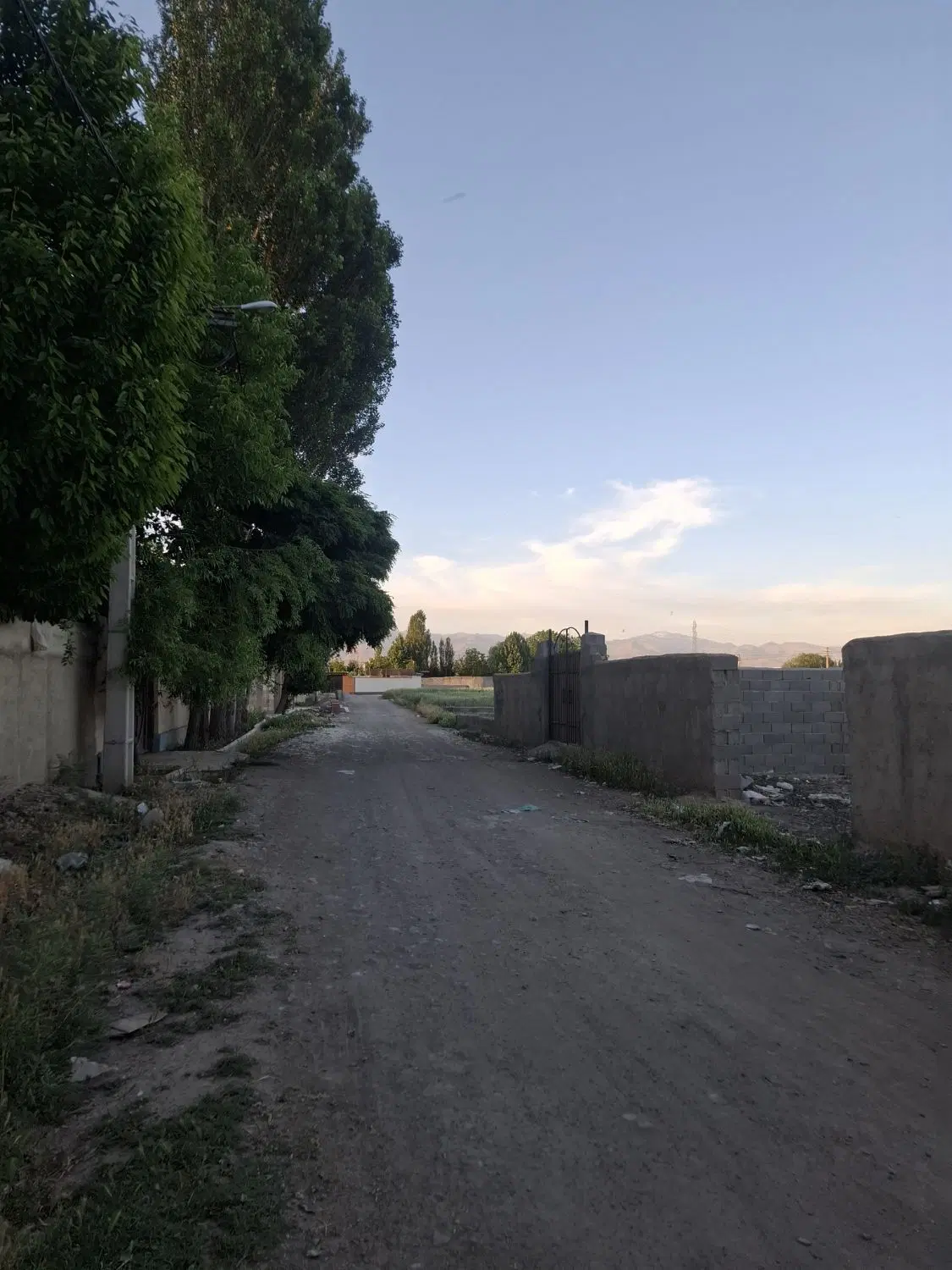 ۳۰۰ متری نوکند