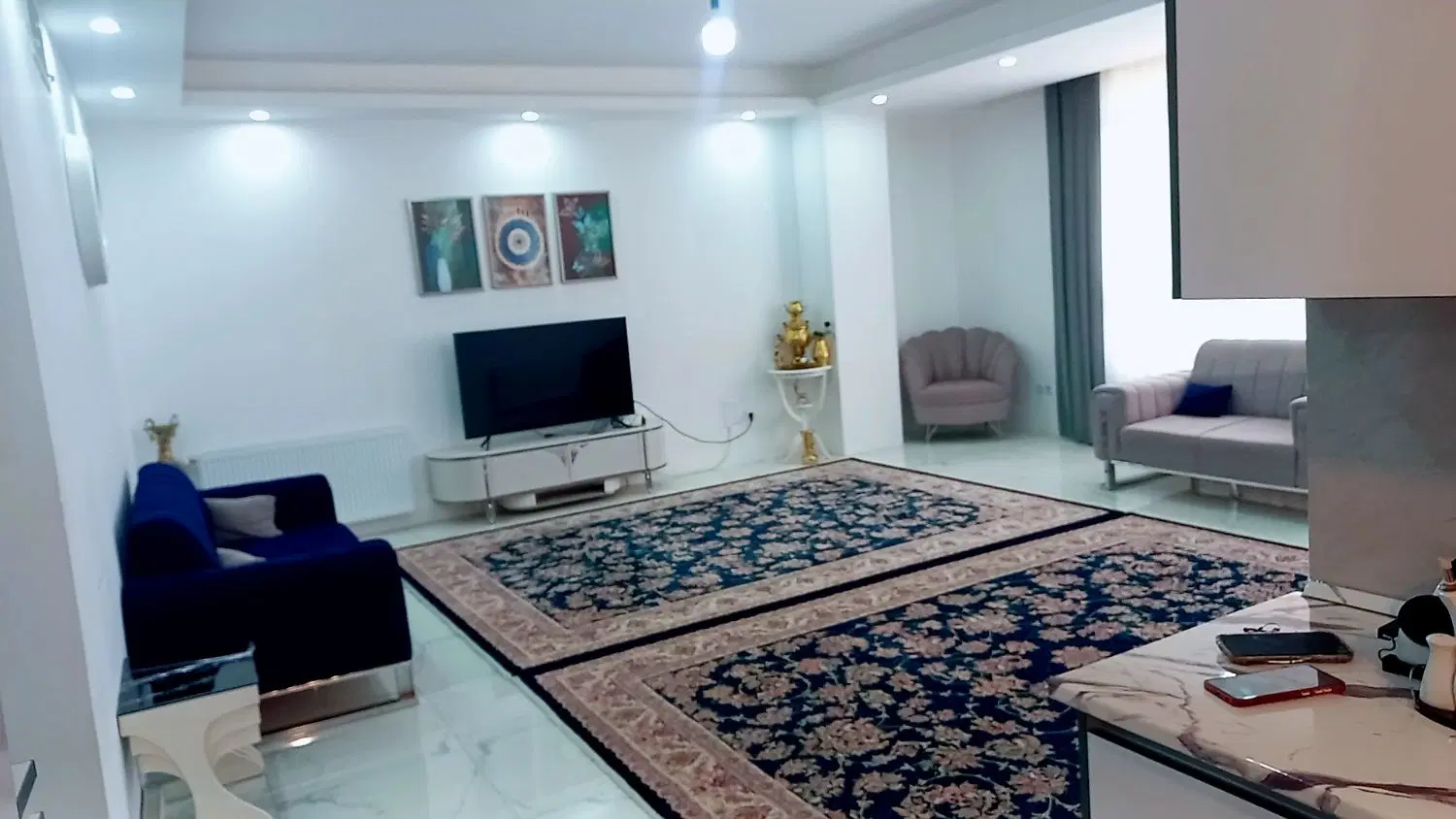 اپارتمان ۹۵ متری با نورگیر عالی در شهریار فردوسیه