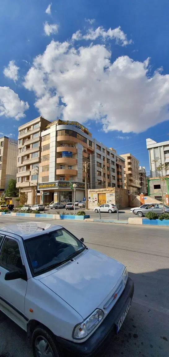 تجاری همکف ۴۰۰ متر، محل بانک آینده (ملی)
