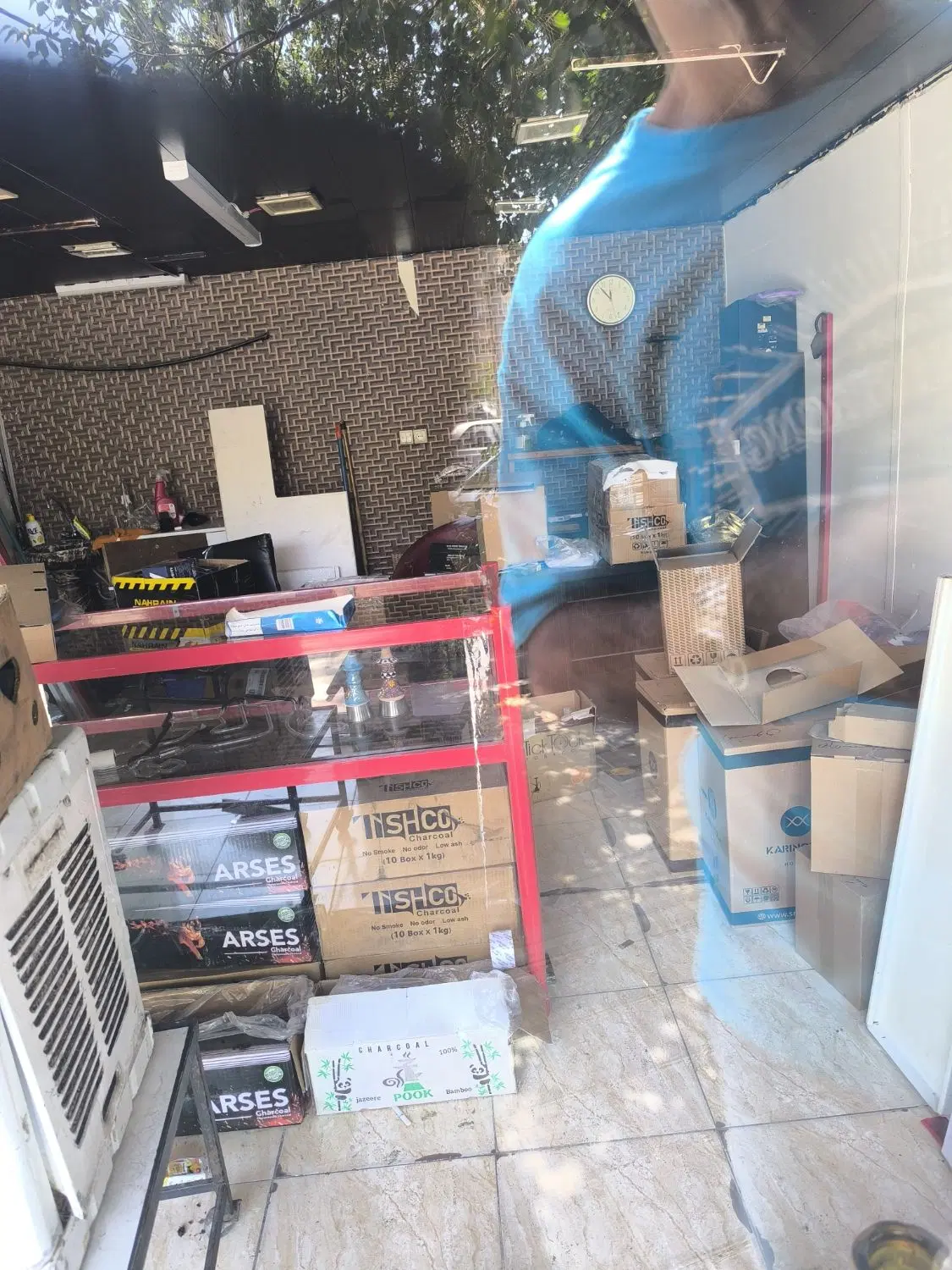 مغازه ۲۰ متر، بر خیابان بهار (املاک ارک)