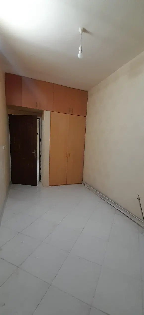 خانه تمیز ۷۰ متری پارکینگ دار