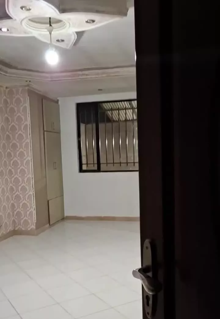 ۷۳ متر_۲۲ متر حیاط اختصاصی_دوخواب_شهرک رسالت صدرا۳