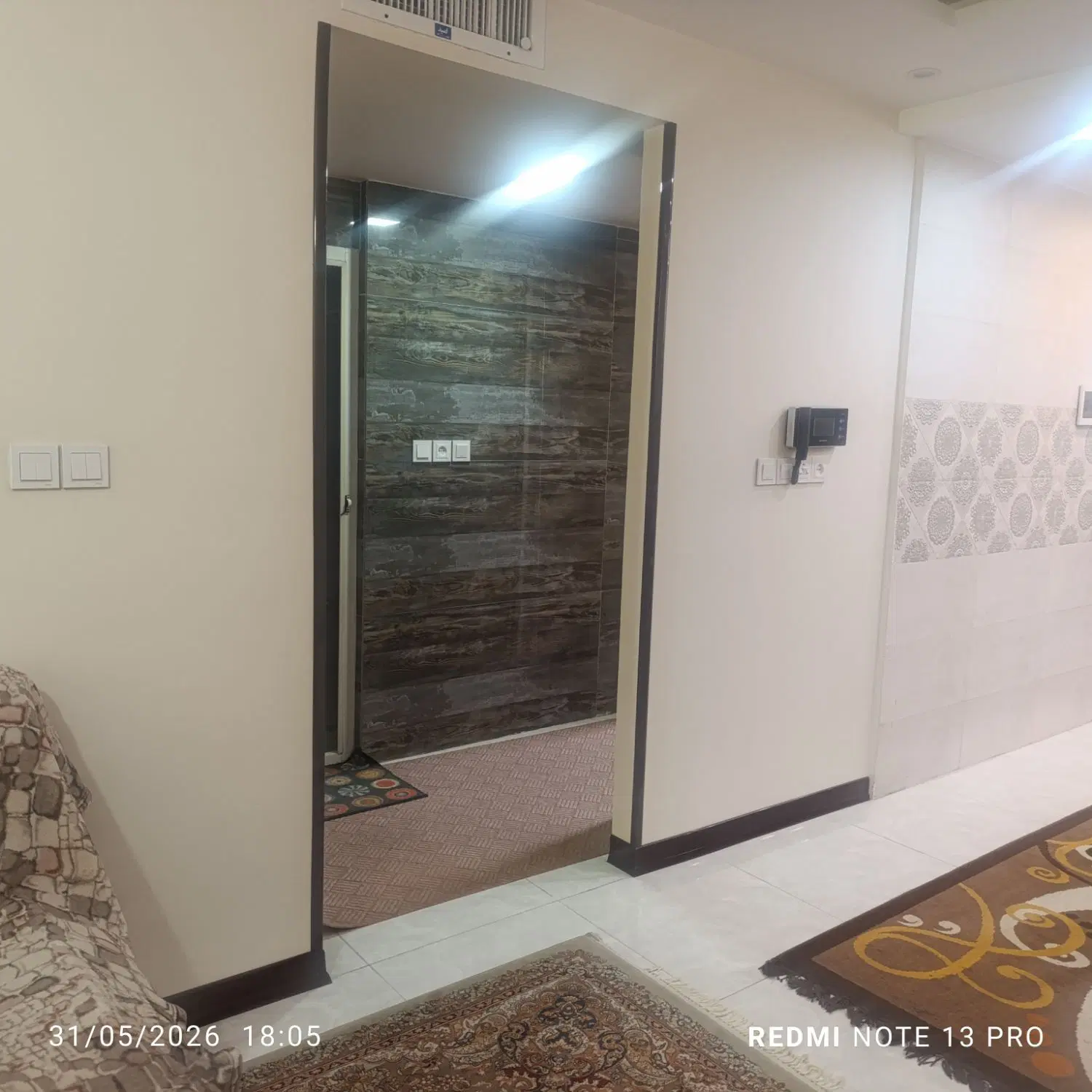 سویت  نزدیک اماکن تفریحی و تاریخی