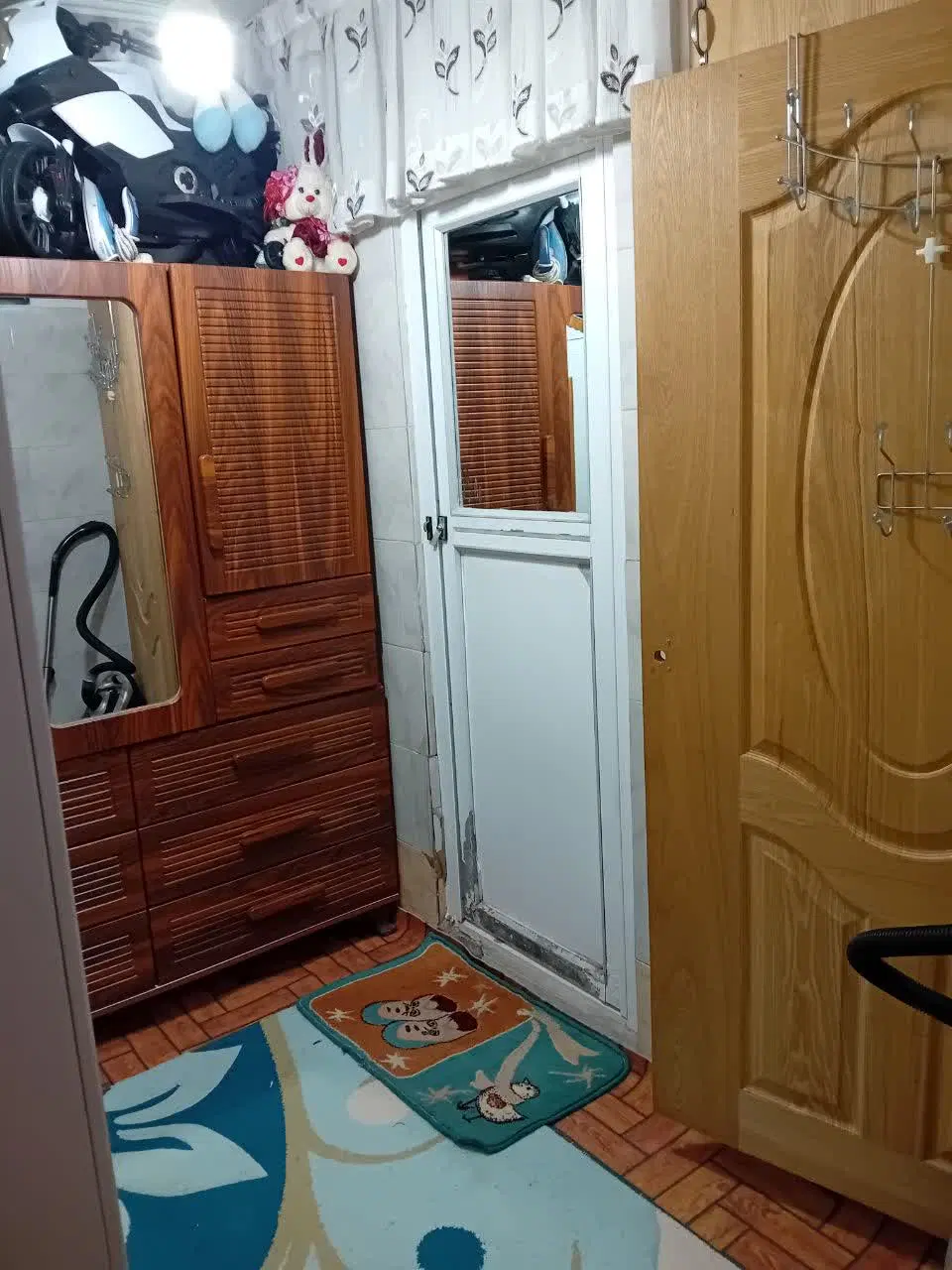زیر زمین تمیز