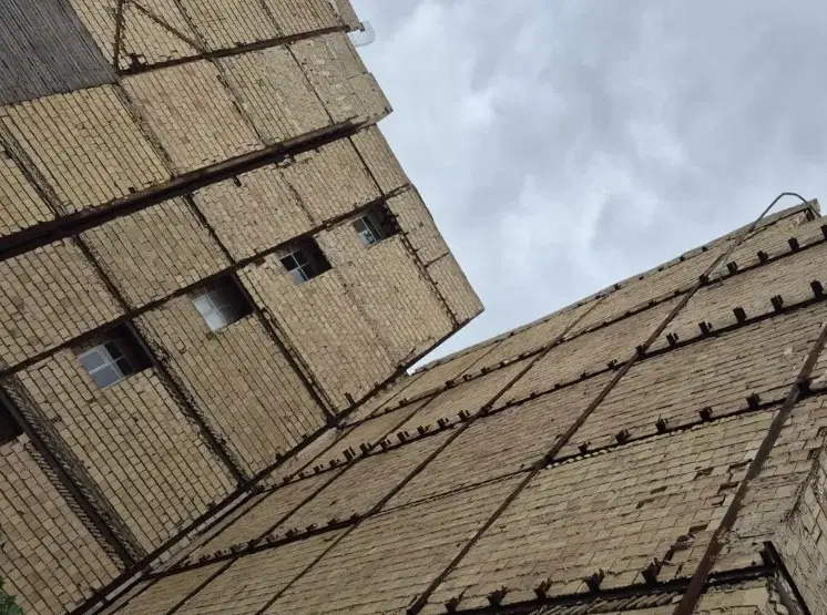 135 متر حاشیه درودی خام