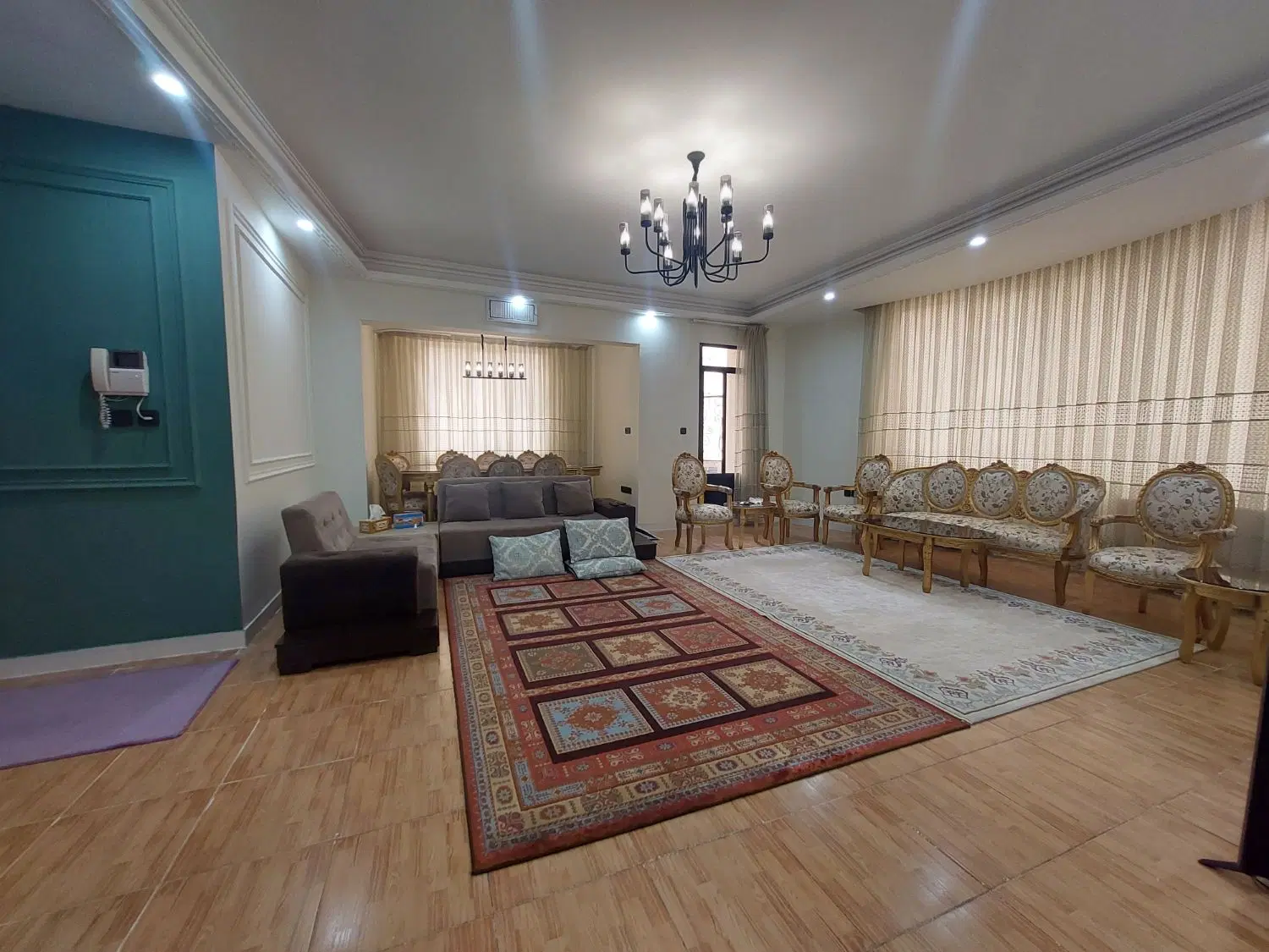 معاوضه واحد ۱۲۰متر میدان مرکزی