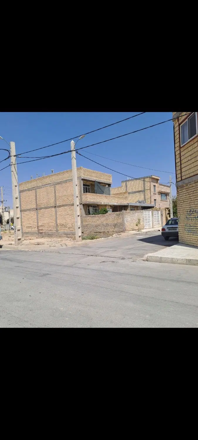 خانه دو طبقه نوساز