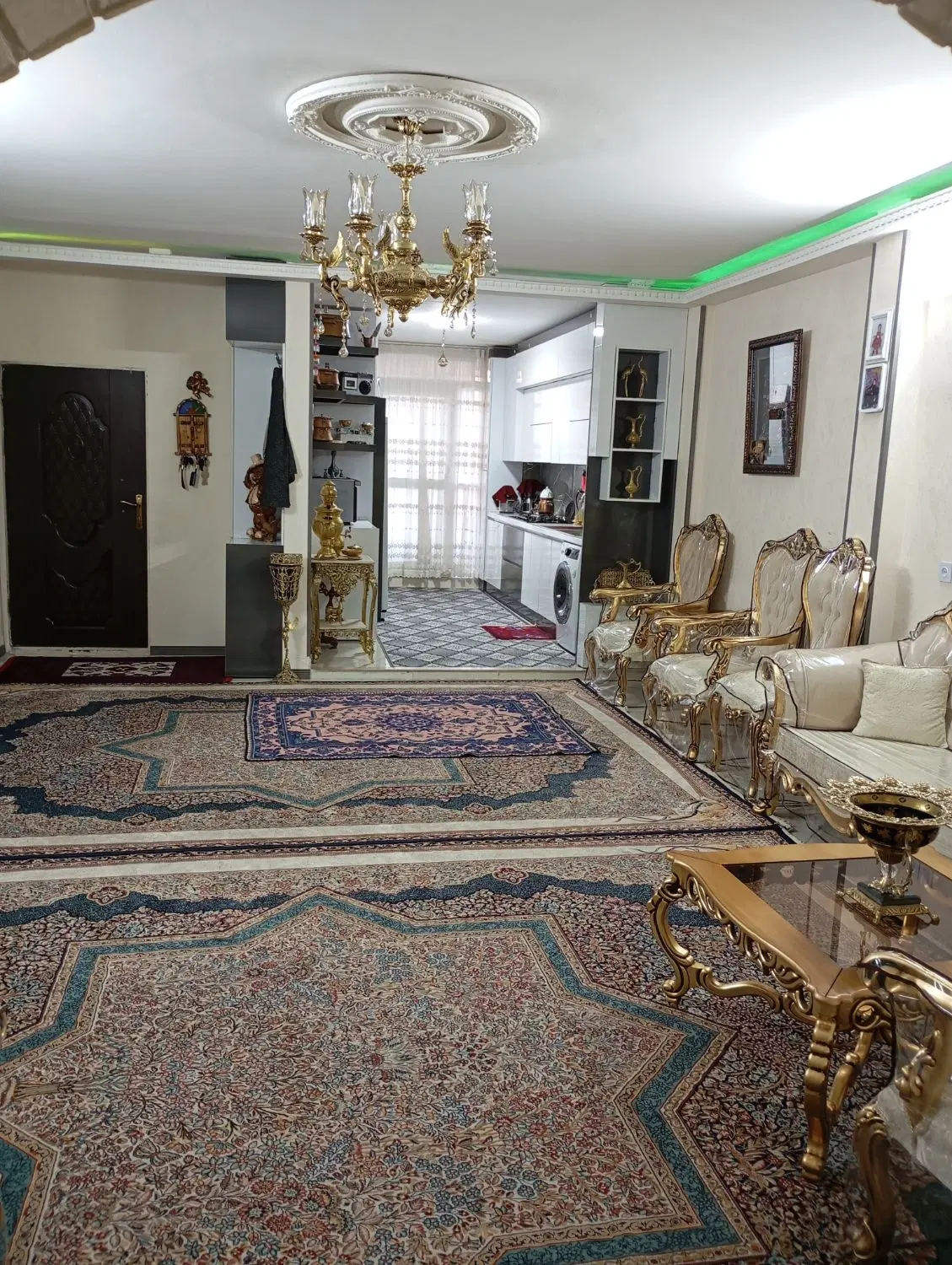 آپارتمان 95متری منزل آباد