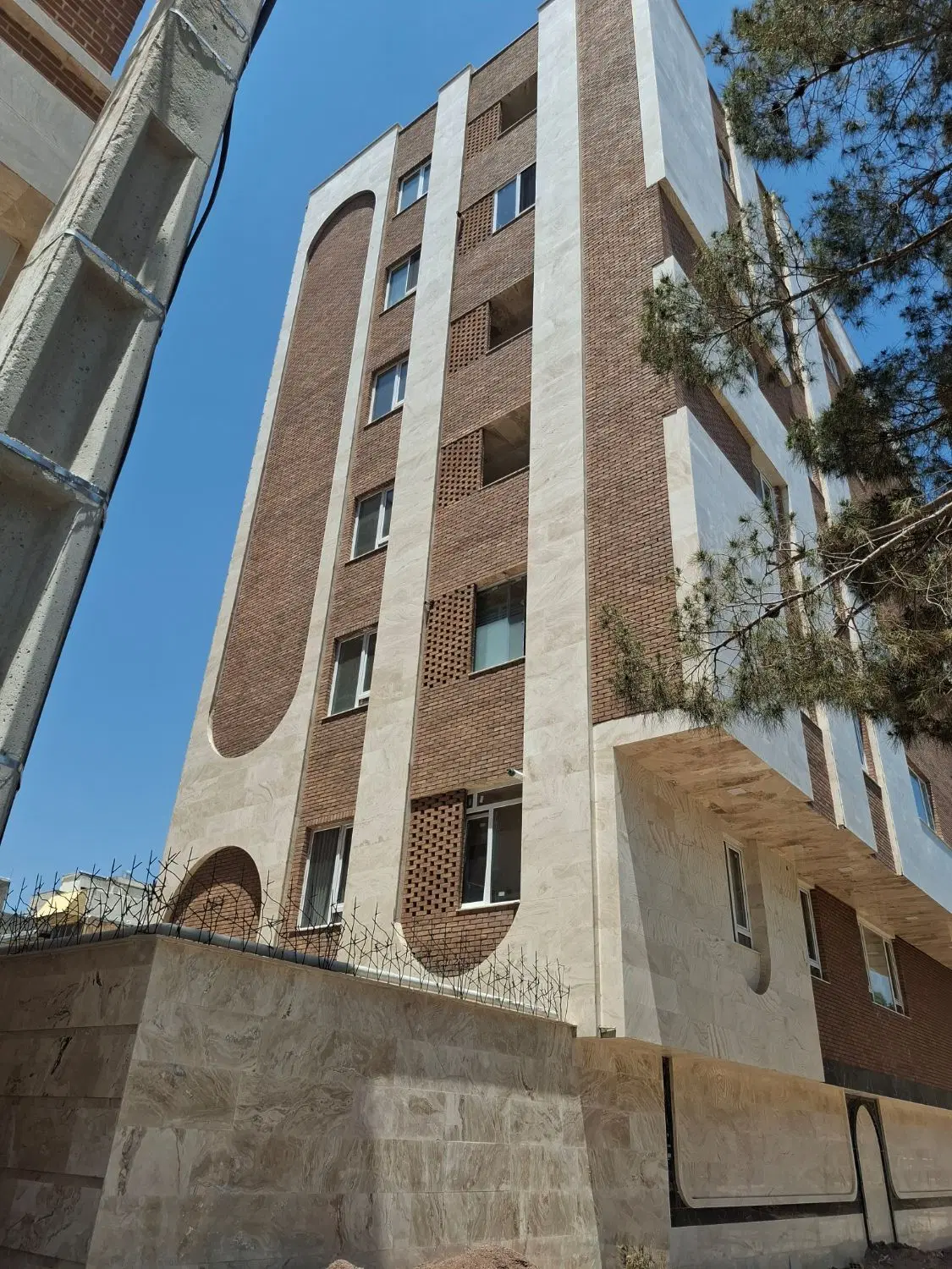 آپارتمان ۱۸۷ متری کوثر قزوین