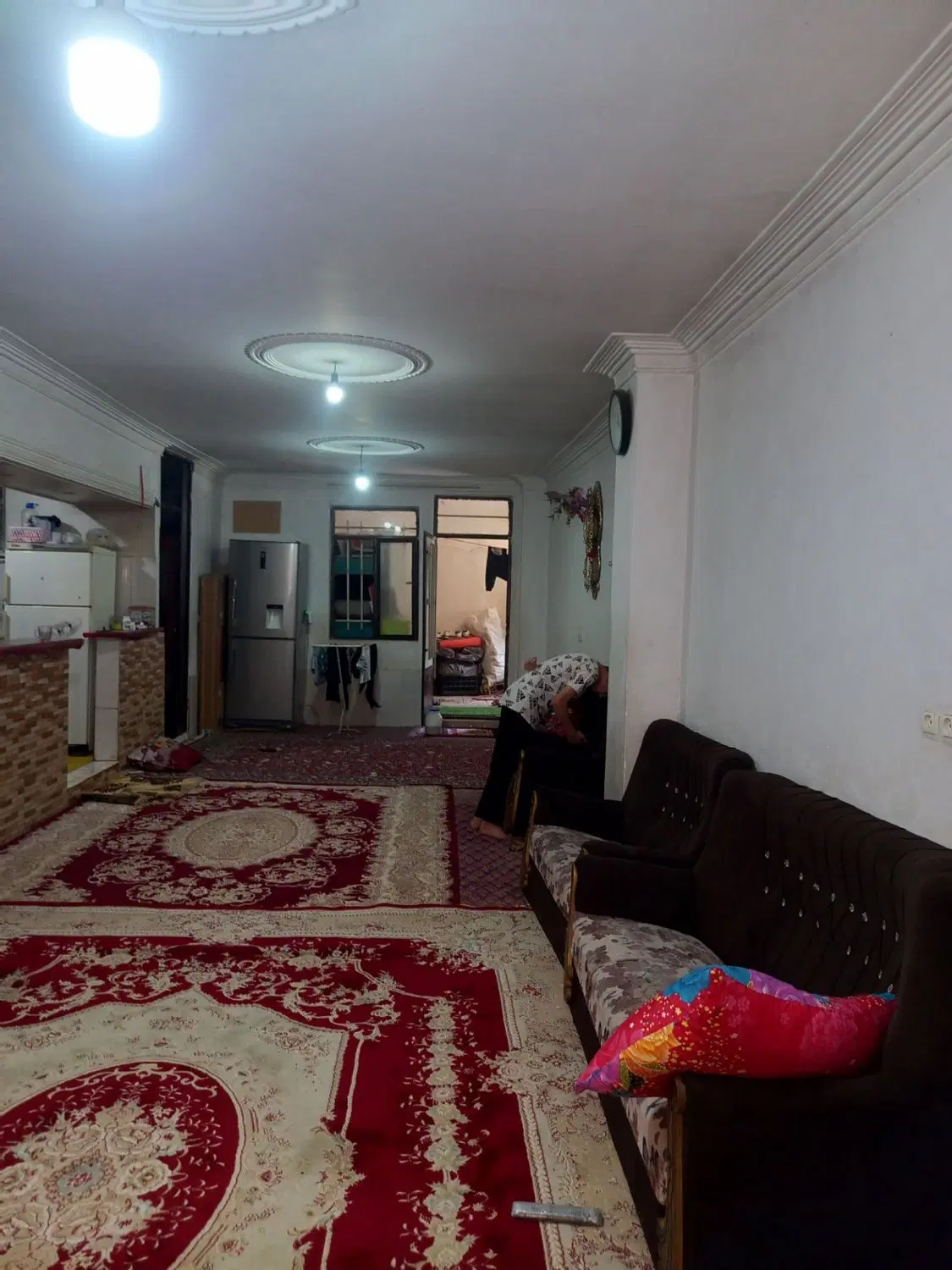 خانه مسکونی برای اجاره دادن به خیاطی