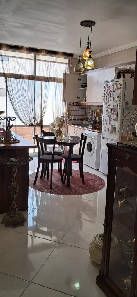 آپارتمان بهارستان