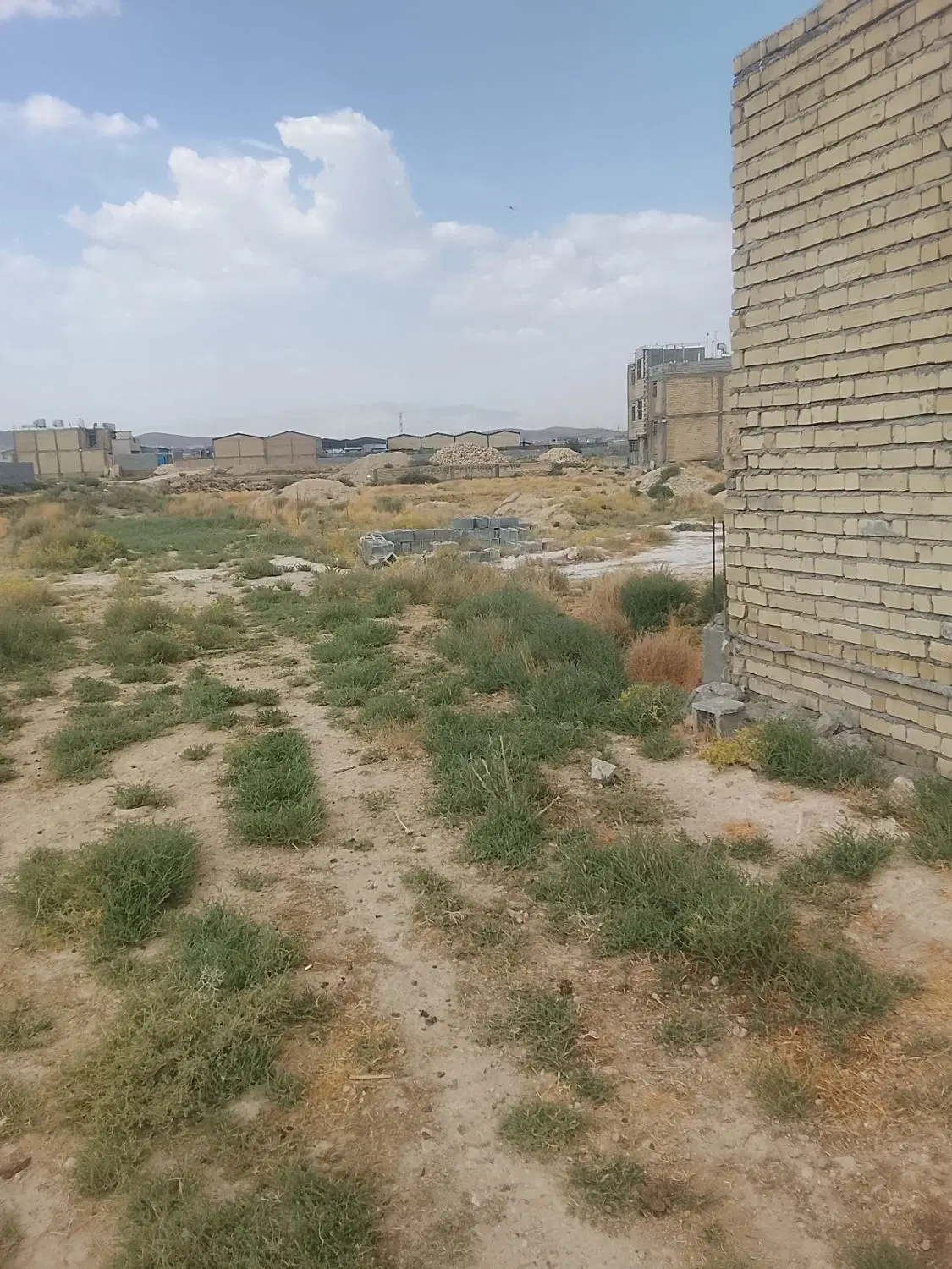 زمین 150متری مسکونی