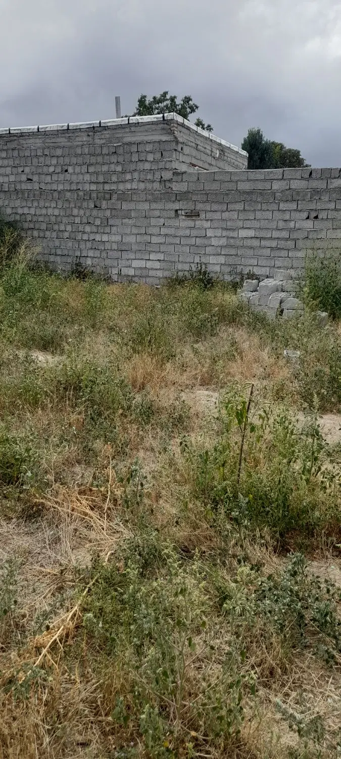 زمین حصار کشی به متراژ۲۱۰متر در بارزیل