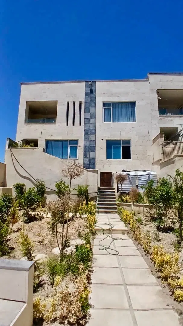 ویلایی استخر دار