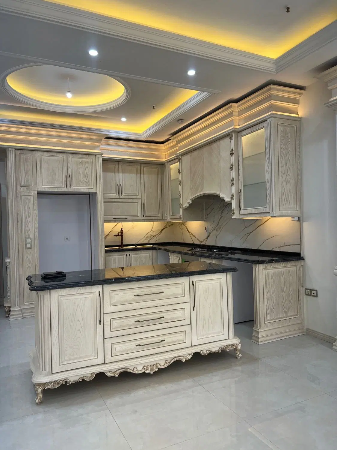 حدود ۱۲۷ متر لوکس،لابی ،روف گاردن ، خ امام رضا ع