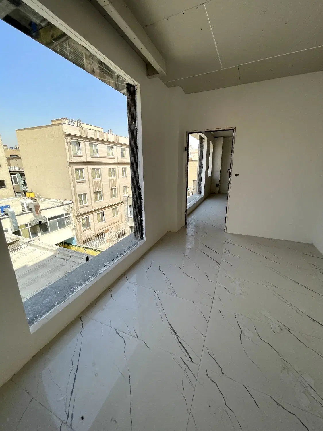 فروش آپارتمان ۱۱۰ متری سه خوابه