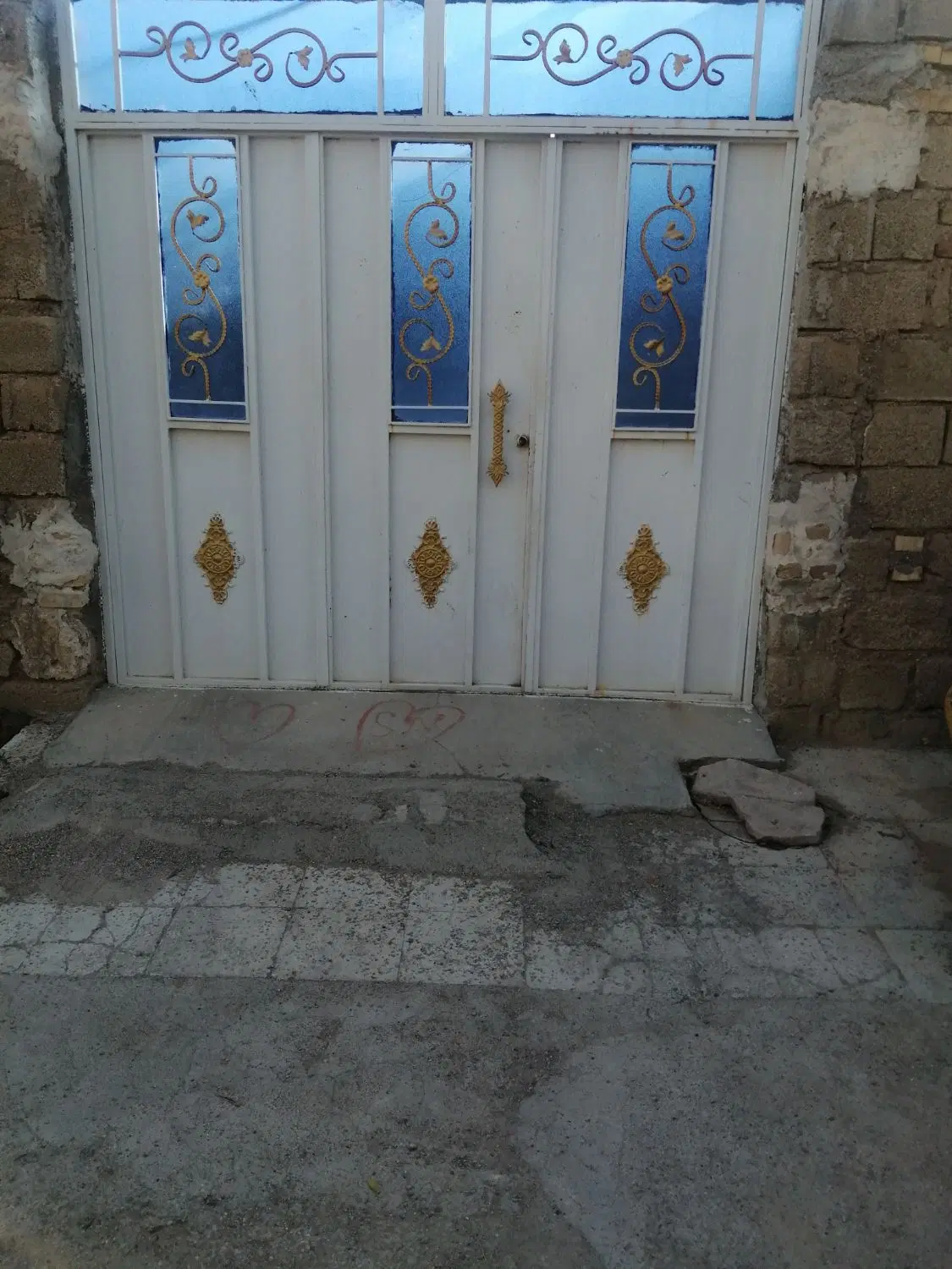 خانه ویلایی 250 متری در شنه