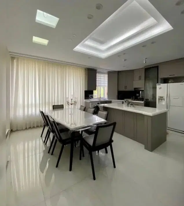 71 متر _2 خواب _ فول امکانات_ تاپ لوکیشن