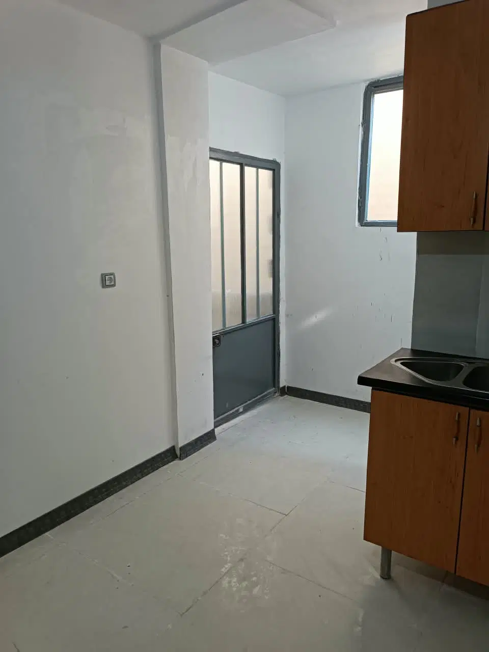 سوییت سی متری کرونی شیراز