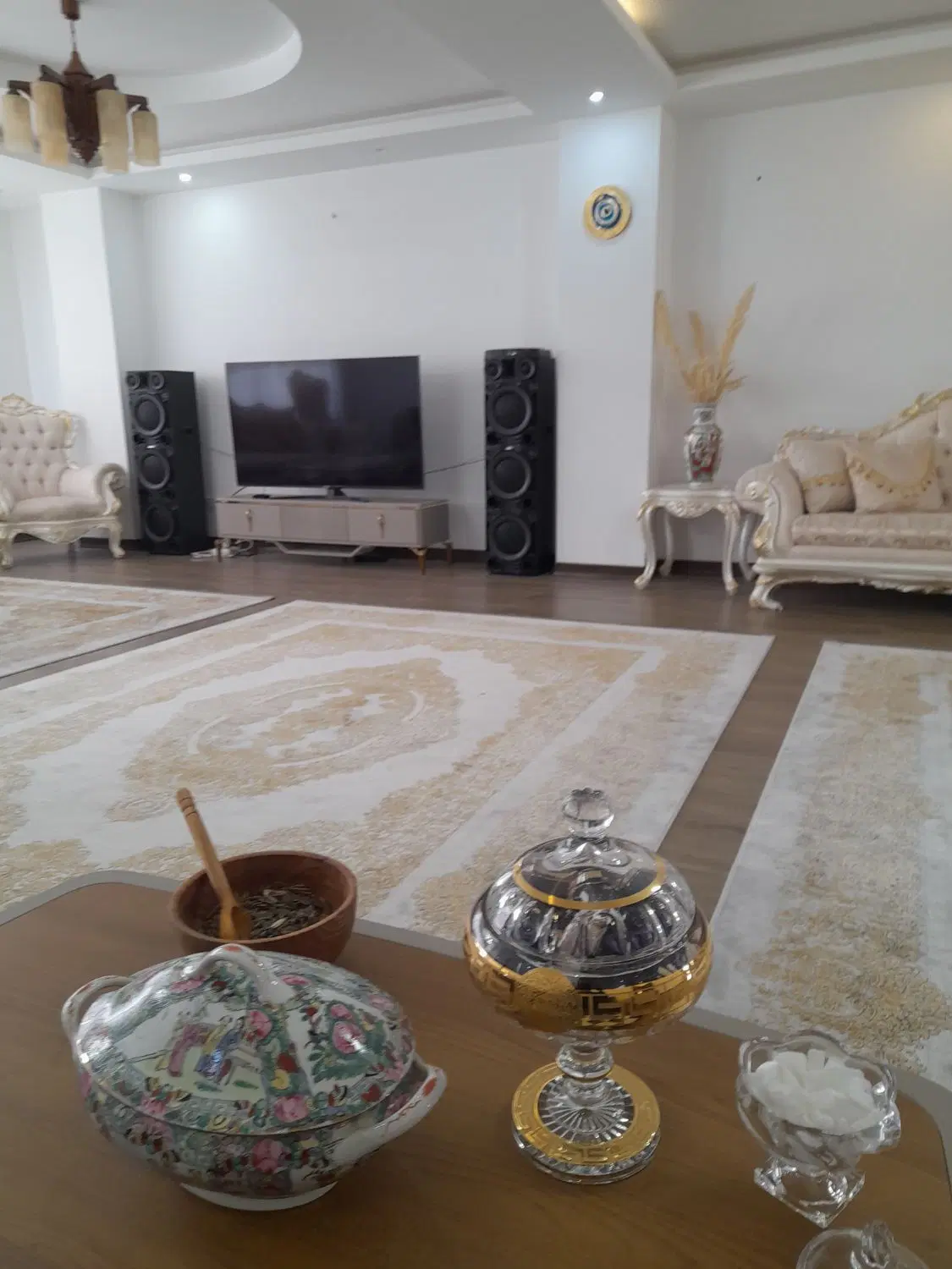 همخونه