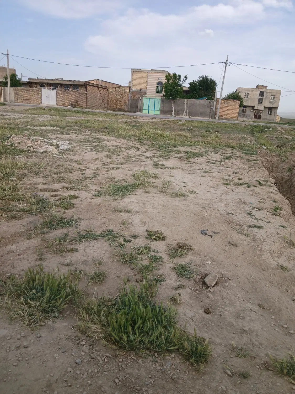 زمین مسکونی